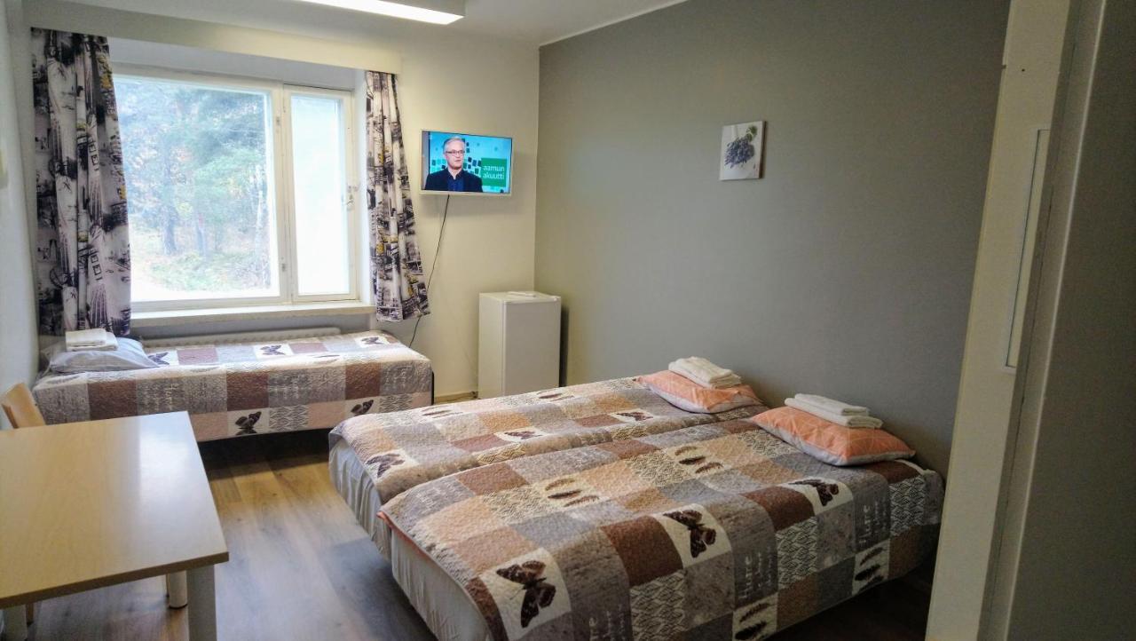 Hostel Vanha Koulu Monola エクステリア 写真